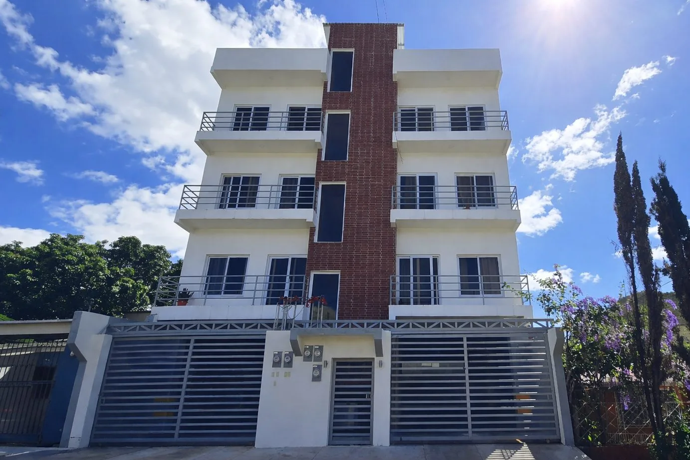 Apartamentos Río Grande: edificio construido y entregado